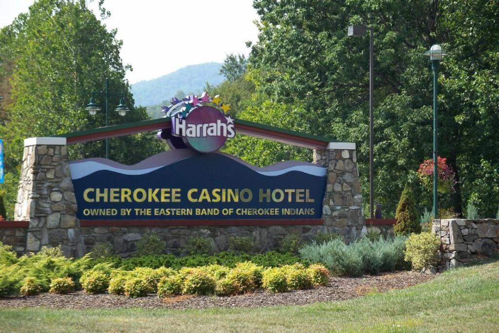 Honeymoon Getaway In Woods Near Noc And Smoky Mtn Rr Villa Bryson City Luaran gambar
